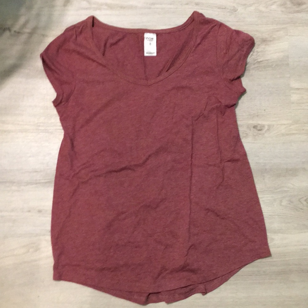 Plain light maroon shirt